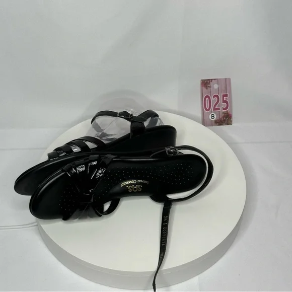 NW/OT SAS Tripad Comfort Strippy Black Patent Sandal Size 9.5 Slim - Picture 9 of 16